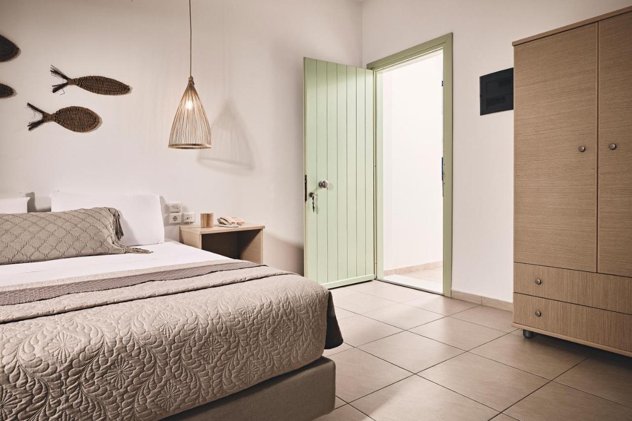 Noon Beyond Accommodation Pollonia Ngoại thất bức ảnh